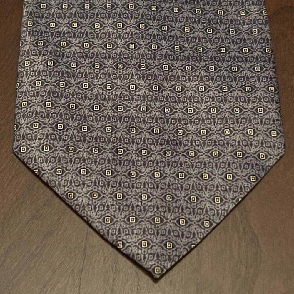 Vintage Davvero Benino 100% Polyester Men’s Neck Tie Made In Korea